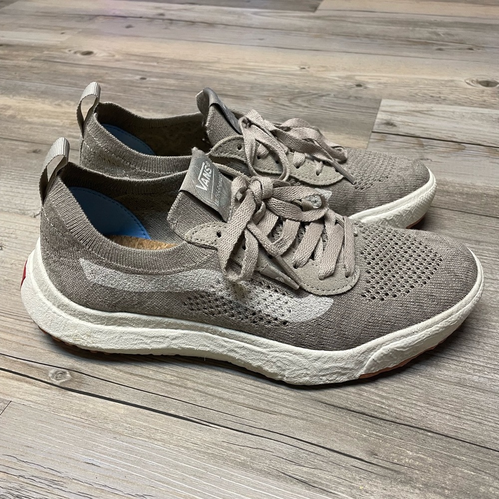 VANS ultrarange VR3